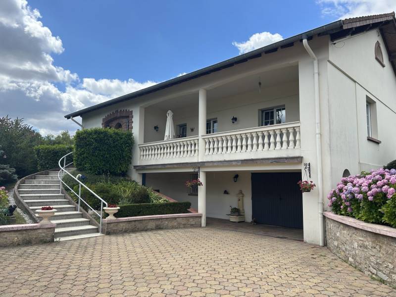 Maison individuelle 186 m² – 3 chambres – Vue dégagée – Terrain arboré clos de 979m² à vendre à Téting sur Nied
